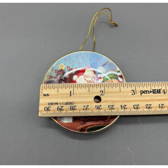 Avon 2001 Porcelain Ornament Santa Bear Christmas Tree North Pole Collectible - Picture 5 of 5